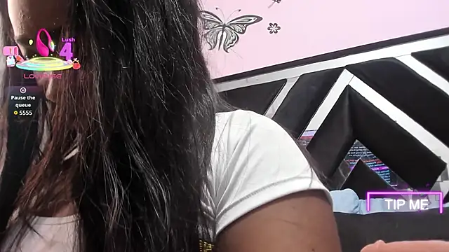 GabyyJones online show from March 2026 11:35:02 PM