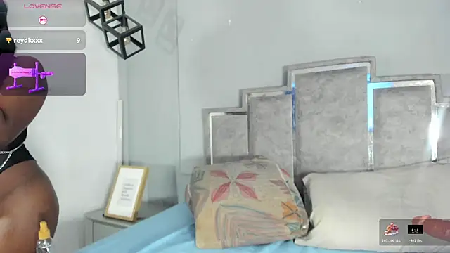 GabyyJones online show from January 2026 11:49:02 AM