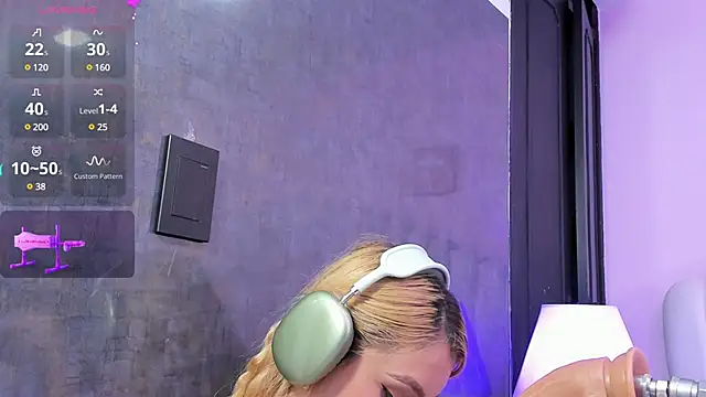 valentinna montes online show from February 2025 08:42:02 PM