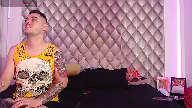 CoupleSwingerLatin online show from February 2026 02:29:01 PM