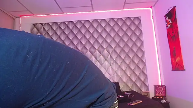 CoupleSwingerLatin online show from June 2026 10:04:01 PM