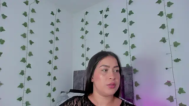Miaa Garcia online show from July 2026 10:53:02 PM