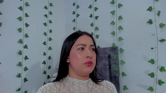 Miaa Garcia online show from May 2026 10:08:01 PM