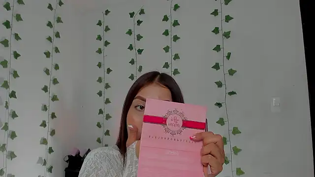 Miaa Garcia online show from February 2026 10:09:02 PM