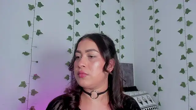 Miaa Garcia online show from July 2026 10:28:02 PM