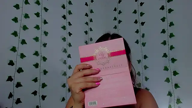 Miaa Garcia online show from March 2026 10:18:01 PM