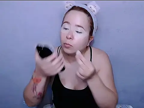 SubLayla01 online show from June 2026 06:16:02 PM