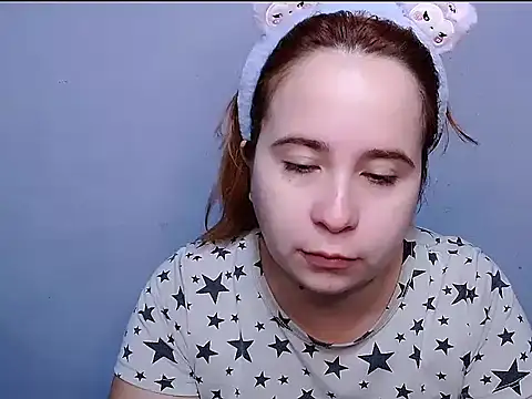 SubLayla01 online show from October 2025 05:12:02 PM