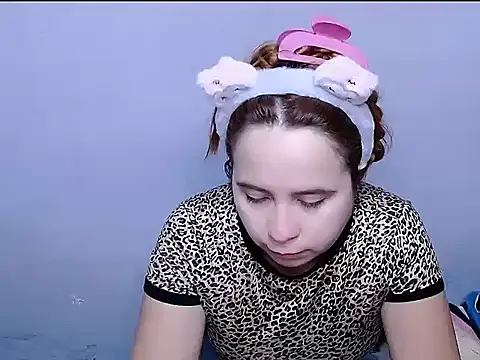 SubLayla01 online show from November 2025 06:03:01 PM