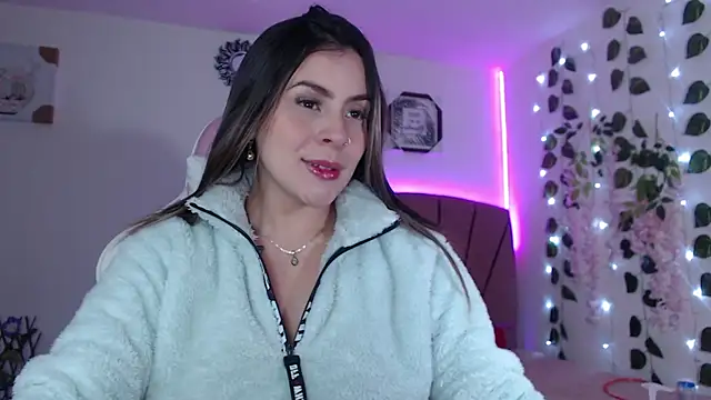 GabyVandriel online show from December 2024 01:58:01 PM