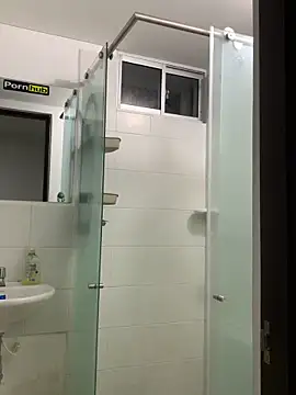 JovenDesobediente online show from April 2026 04:19:01 AM