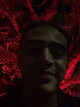 Snapshot of JovenDesobediente chatting on September 2025 04:58:02 AM JovenDesobediente online show from September 2025 04:58:02 AM