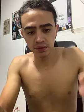 Snapshot of JovenDesobediente chatting on September 2025 04:51:01 AM JovenDesobediente online show from September 2025 04:51:01 AM