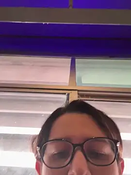 Snapshot of amooraaamoon chatting on September 2025 01:28:02 PM amooraaamoon online show from September 2025 01:28:02 PM