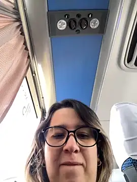 amooraaamoon online show from November 2025 01:34:01 PM