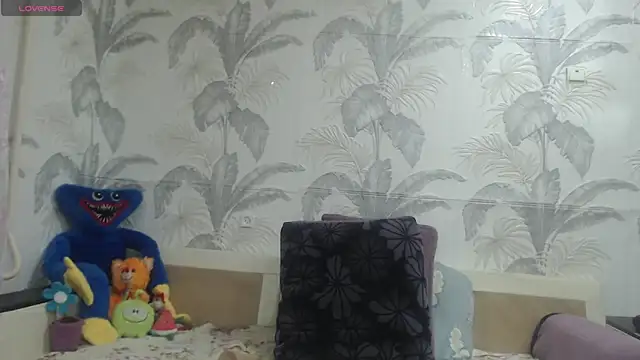 CamDiva113 online show from April 2026 11:07:01 PM