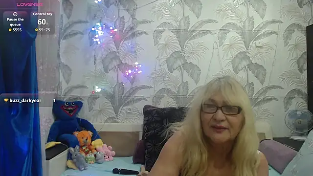 CamDiva113 online show from January 2026 02:48:02 AM