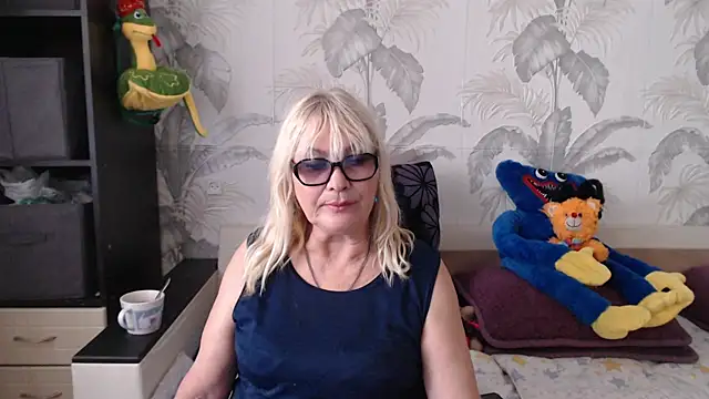 CamDiva113 online show from March 2025 08:42:01 AM