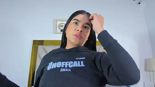 nicole grace0 online show from September 2025 12:03:01 PM