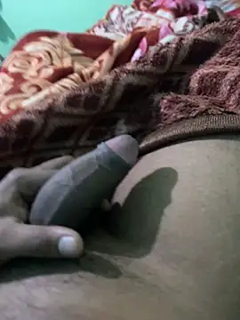 bebaboyes01 online show from October 2025 05:46:01 PM