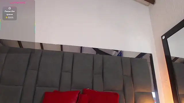 SELENA BIGBOOBS online show from February 2026 01:43:01 PM