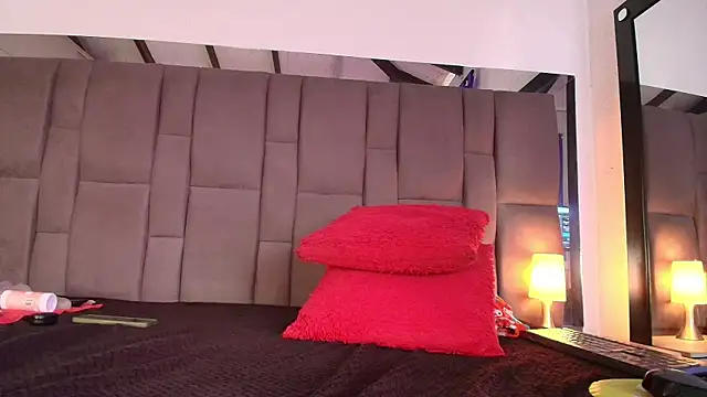 SELENA BIGBOOBS online show from May 2026 02:12:01 PM