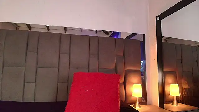 SELENA BIGBOOBS online show from May 2026 02:14:01 PM
