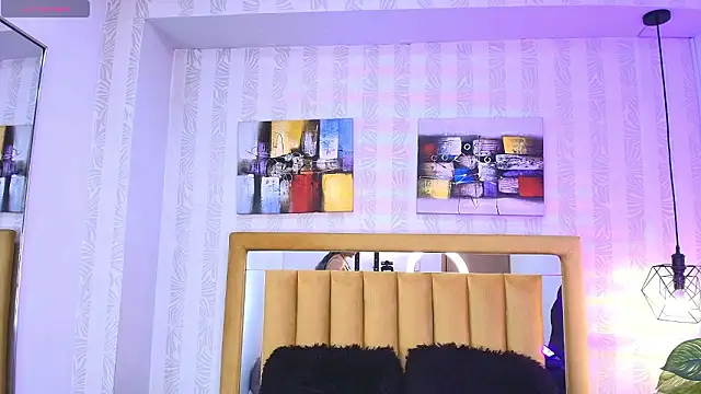 Laurent elis online show from March 2026 07:42:01 PM