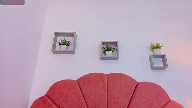 Laurent elis online show from February 2026 08:41:01 PM