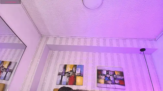 Laurent elis online show from March 2026 08:38:02 PM