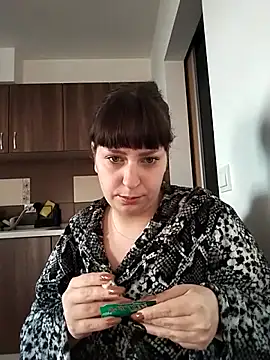 EmmaKrosss online show from April 2026 05:42:01 AM