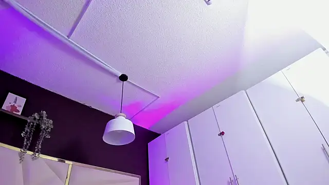 April bowie online show from February 2026 11:34:01 AM