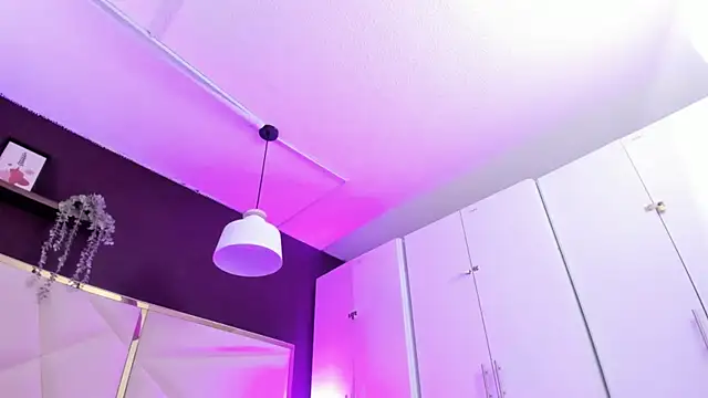 April bowie online show from March 2026 11:41:01 AM