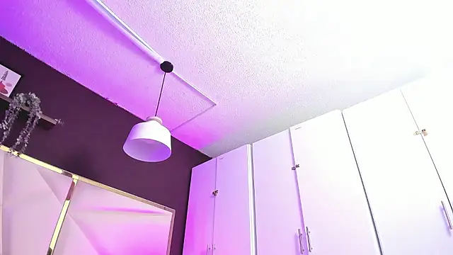 April bowie online show from January 2026 11:50:01 AM