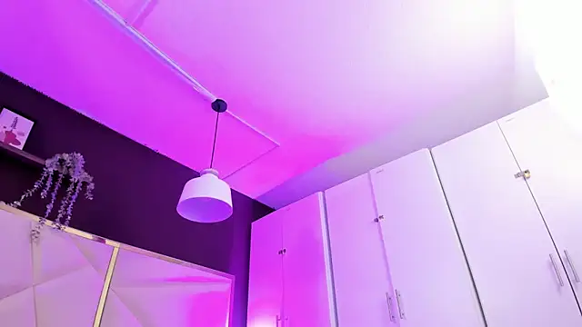 April bowie online show from April 2026 11:27:01 AM