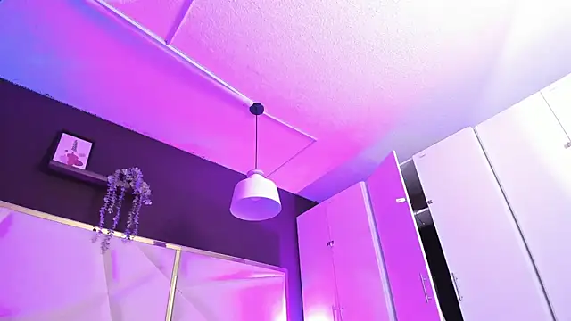 April bowie online show from April 2026 11:38:02 AM