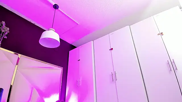 April bowie online show from February 2026 11:32:01 AM