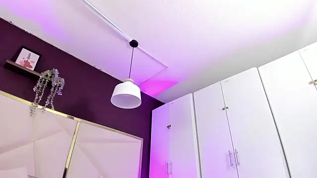 April bowie online show from March 2026 11:29:02 AM