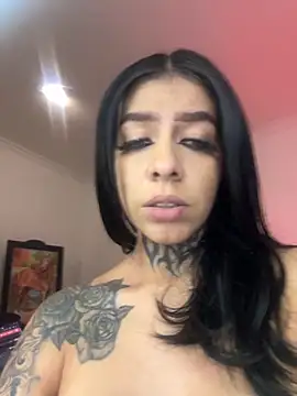 AbbyFtLuna online show from November 2025 06:44:01 PM