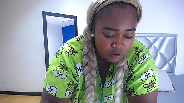 exotic karmella online show from November 2025 08:35:02 PM