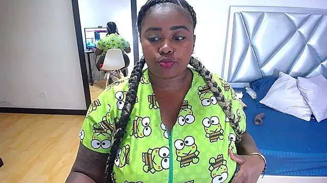 Snapshot of exotic_karmella chatting on October 2025 04:37:01 PM exotic karmella online show from October 2025 04:37:01 PM