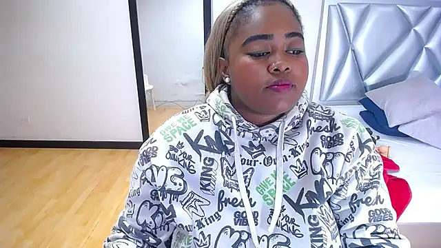 exotic karmella online show from November 2025 08:35:02 PM