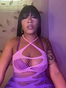 Snapshot of rayemillian chatting on April 2026 07:58:02 PM rayemillian online show from April 2026 07:58:02 PM