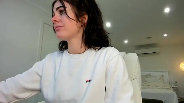 aus queen online show from September 2025 11:23:01 PM