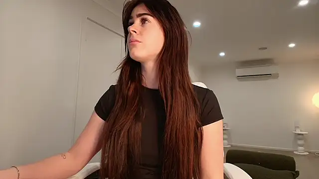 aus queen online show from November 2025 11:19:02 PM