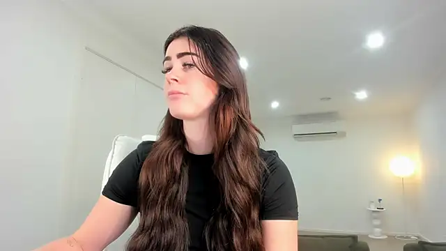 aus queen online show from October 2025 12:12:02 AM