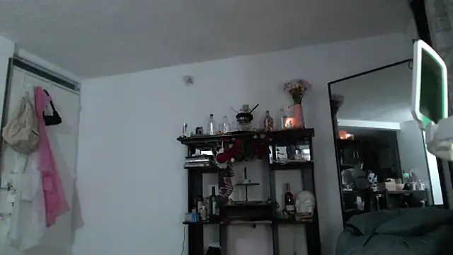 Hellen dumont online show from January 2026 01:01:02 AM