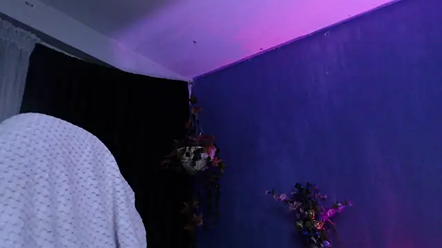 Hellen dumont online show from March 2025 02:18:02 AM