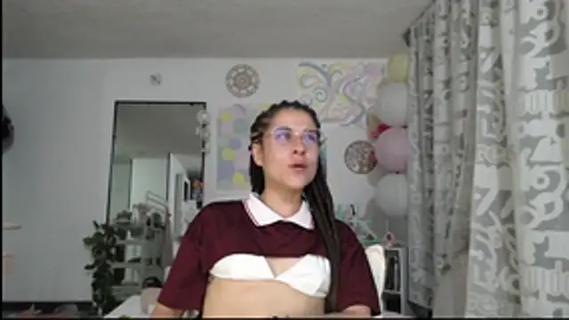 Hellen dumont online show from May 2026 12:25:01 AM
