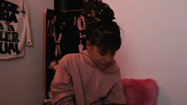 Hellen dumont online show from June 2026 02:01:02 AM
